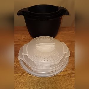 Pampered Chef Microwave Cooker Set